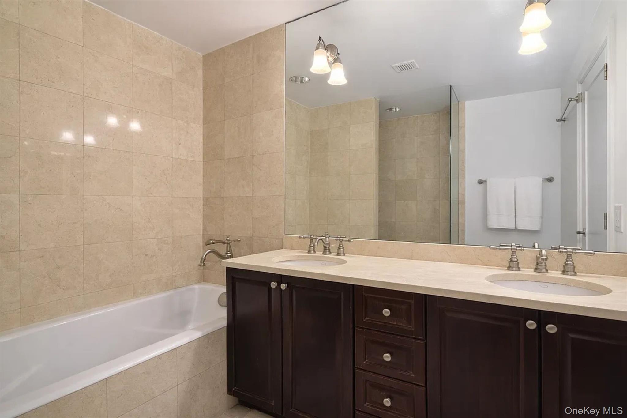 455 Central Park 23b Property Photo 11