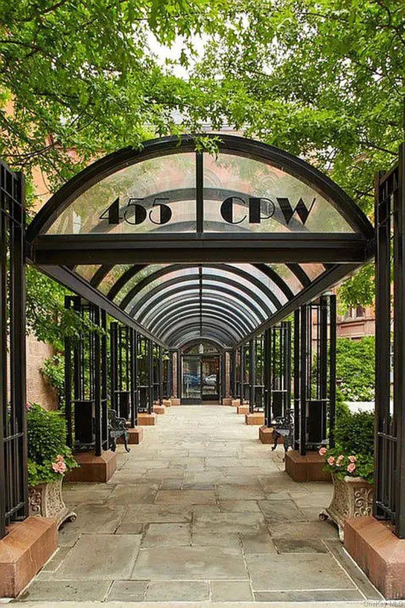 455 Central Park 23b Property Photo 21