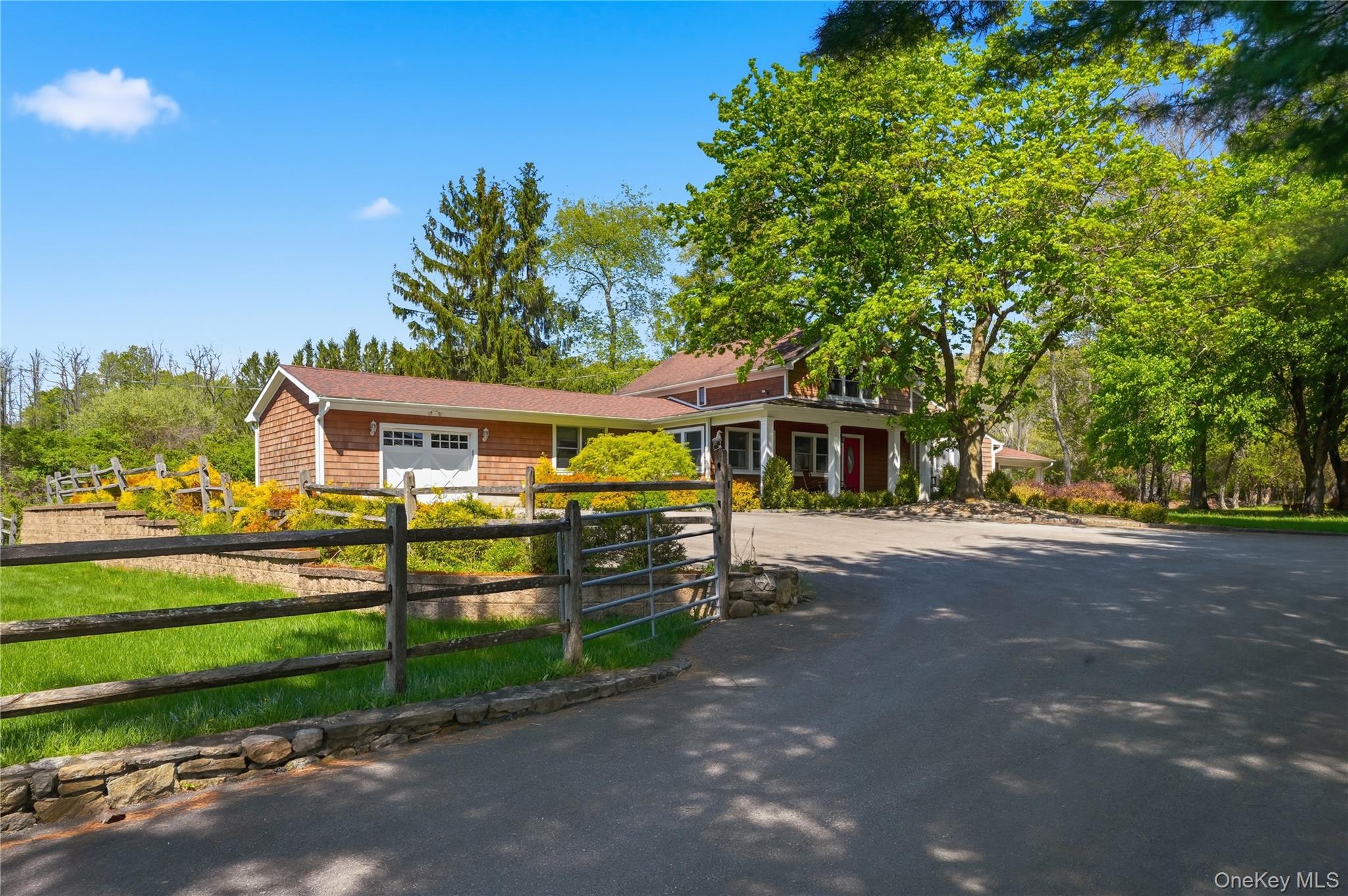 234 Hynes Road Property Photo 2
