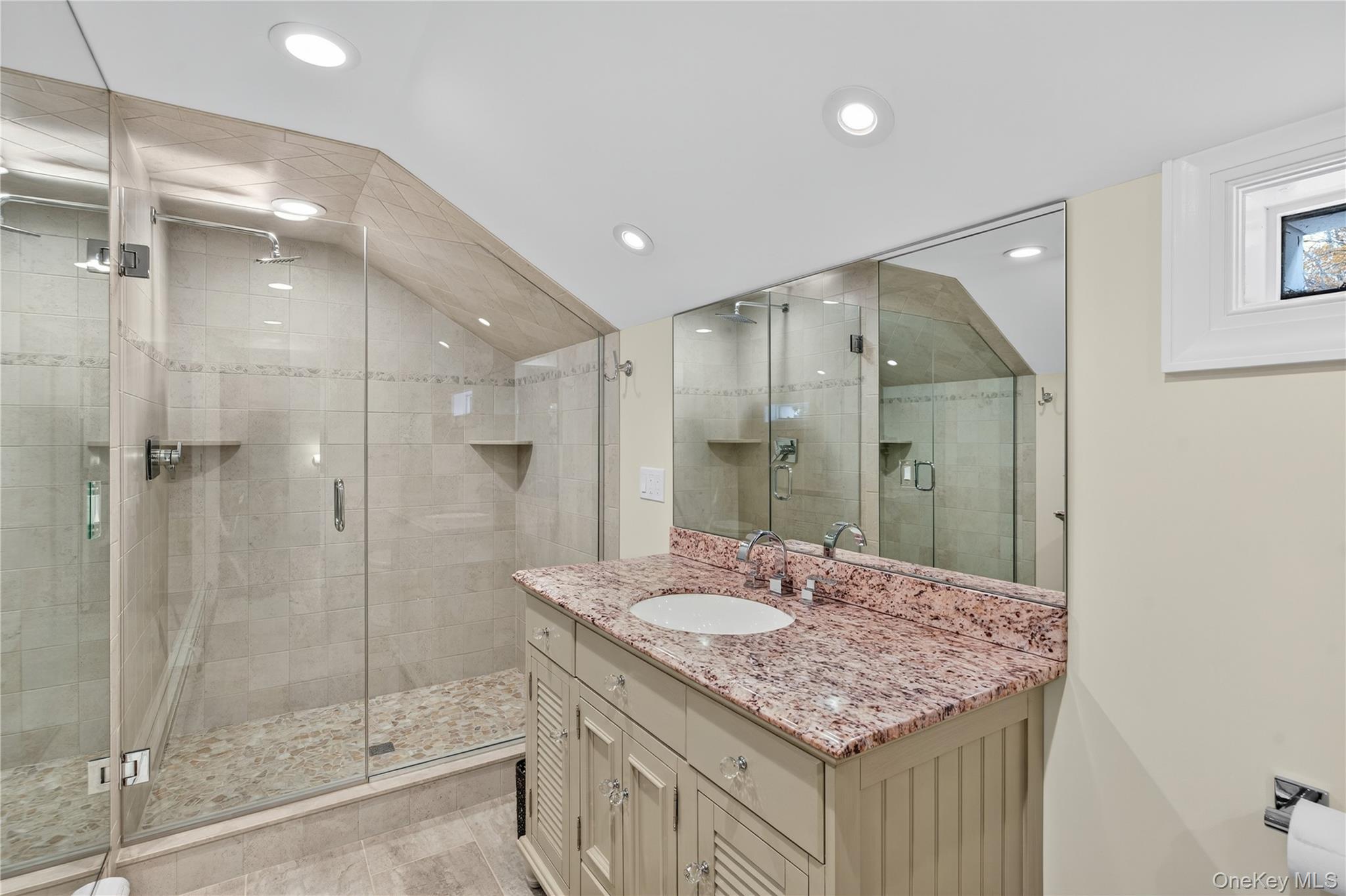 234 Hynes Road Property Photo 24
