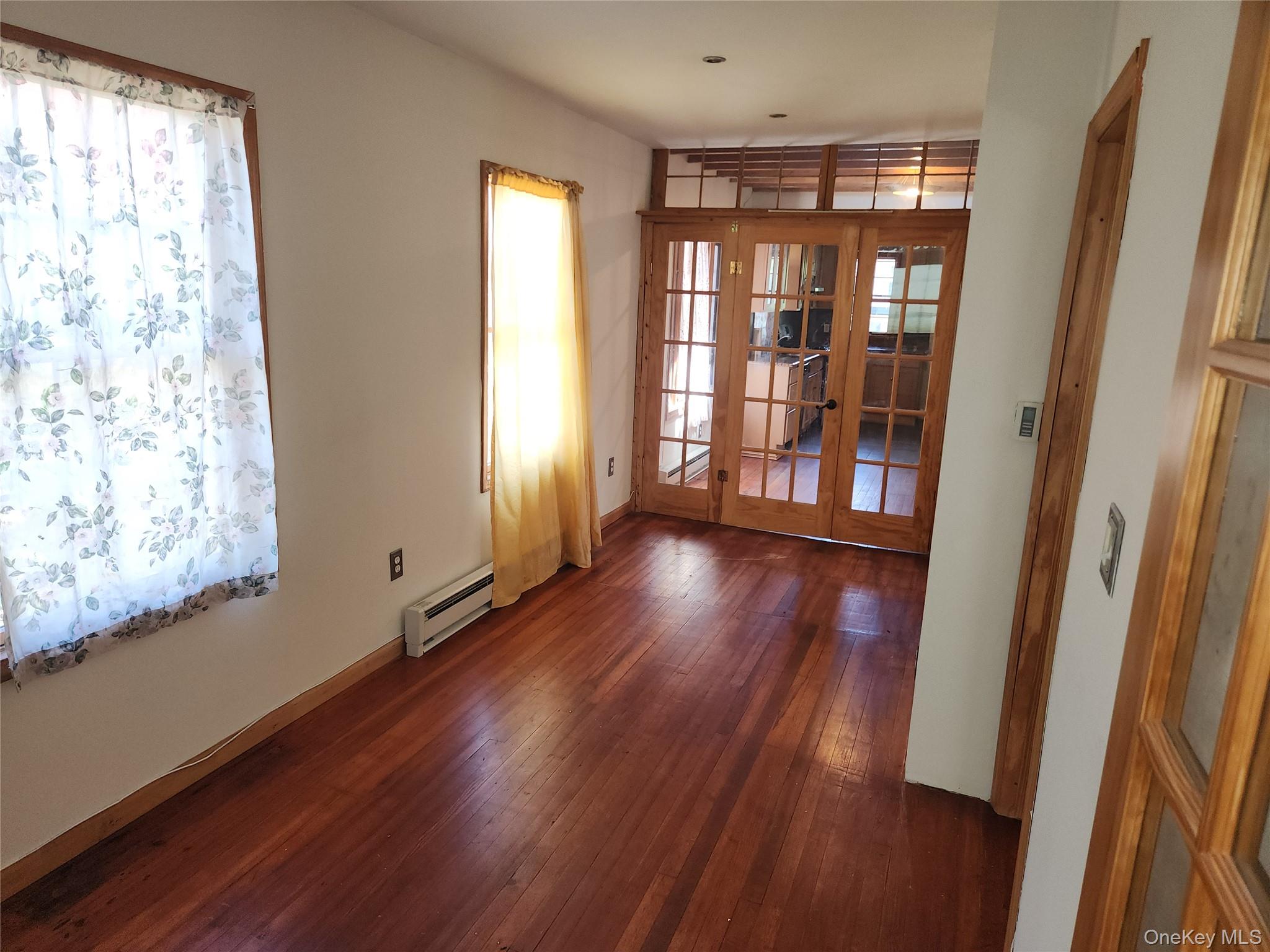 34 Oakland Street Property Photo 21