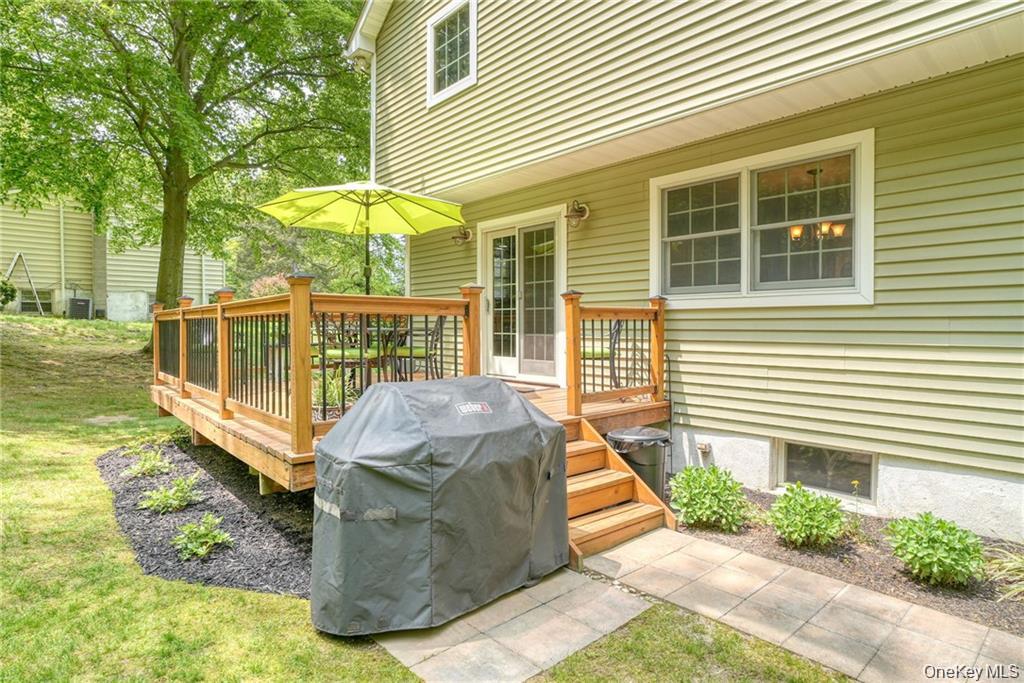 8 Roberts Drive Property Photo 28