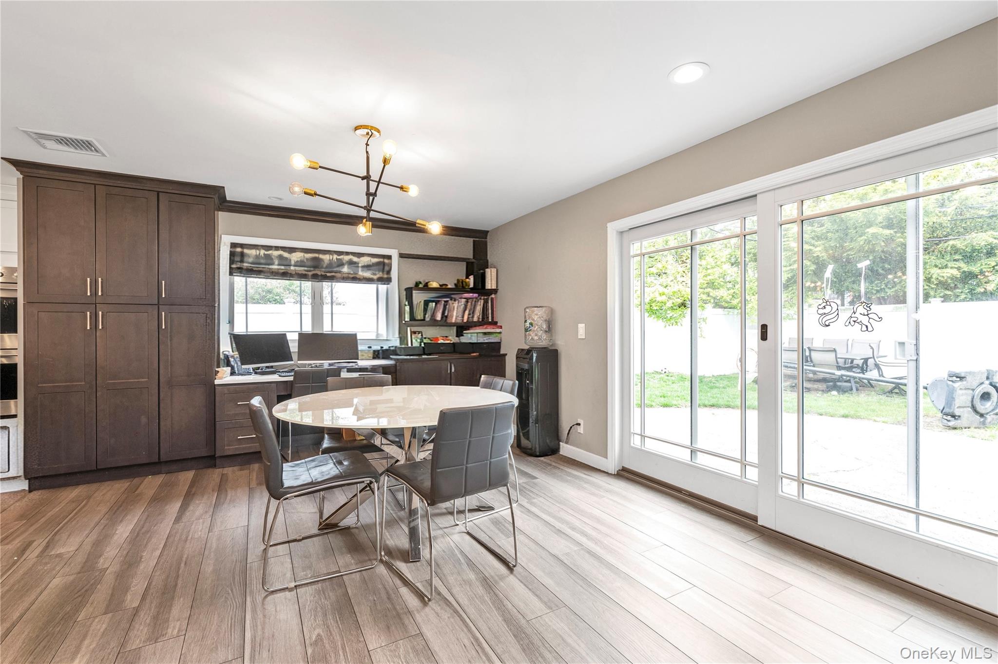 816 Cliffside Avenue Property Photo 10