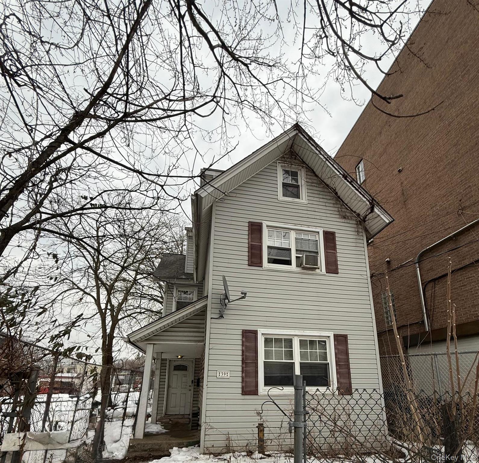 39 Maple Avenue Property Photo 1