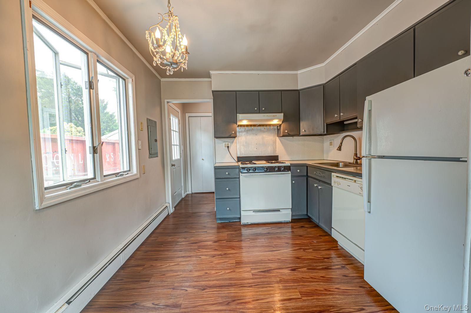 410 3rd Avenue Property Photo 9