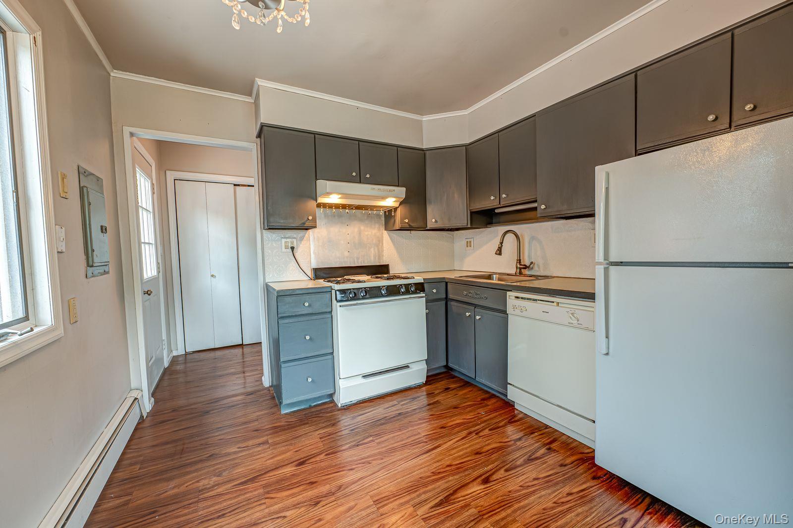 410 3rd Avenue Property Photo 10