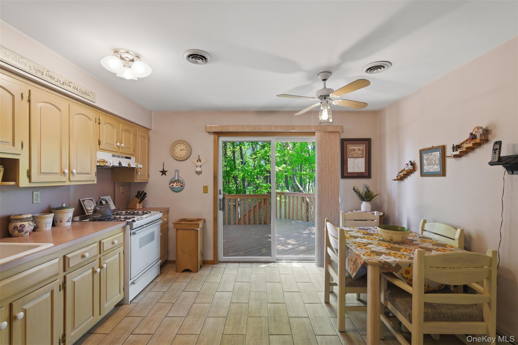 10 Sabin Drive Property Photo 12