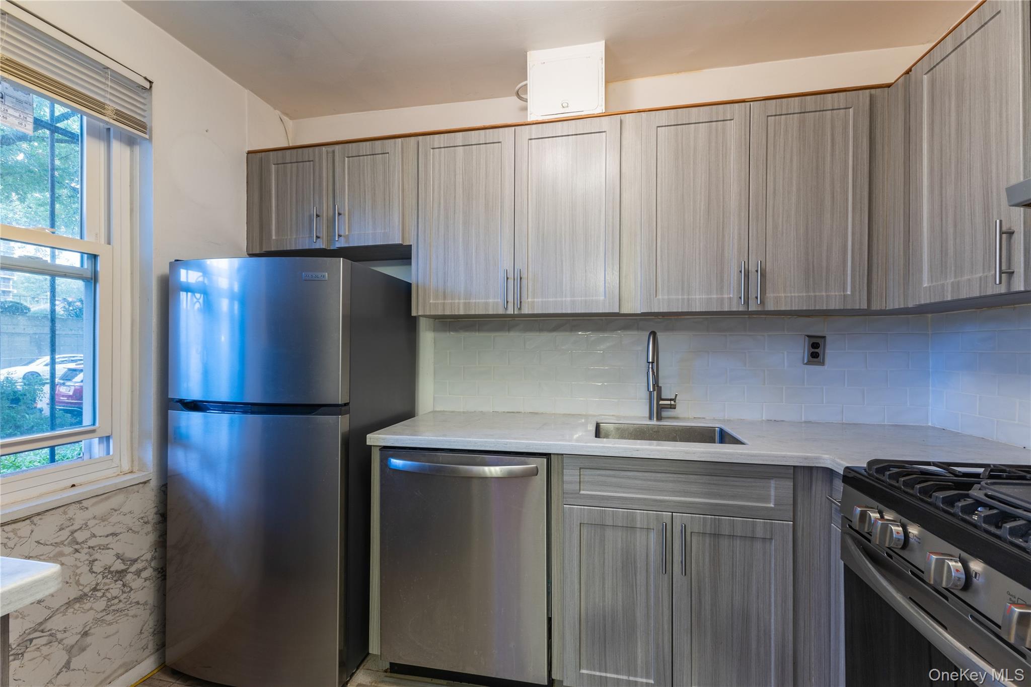 80-14 150 Street 25b Property Photo 11