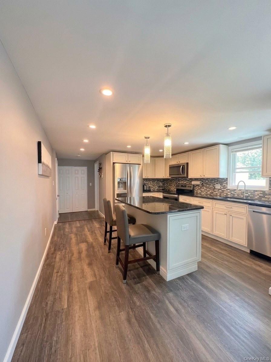 1004 N Broadway Property Photo 4
