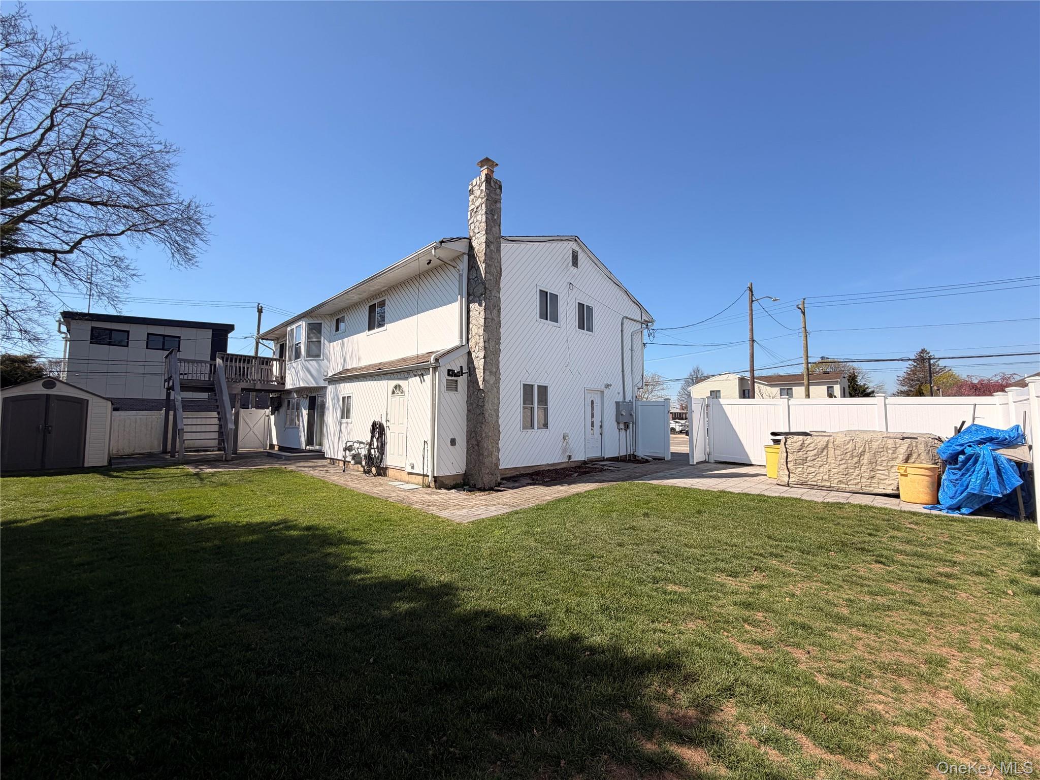 1004 N Broadway Property Photo 7