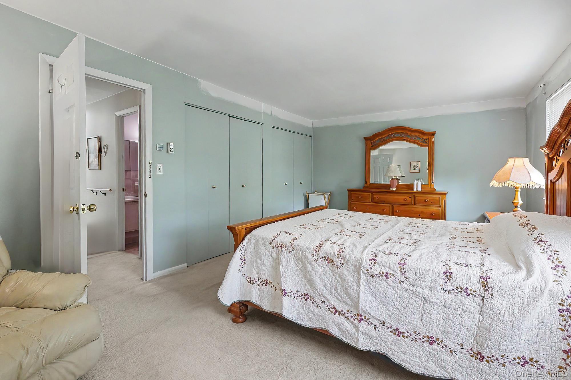 158 Rolling Way Property Photo 16