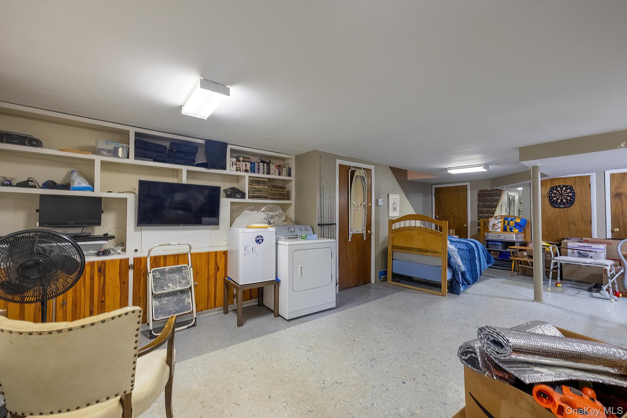 158 Rolling Way Property Photo 21
