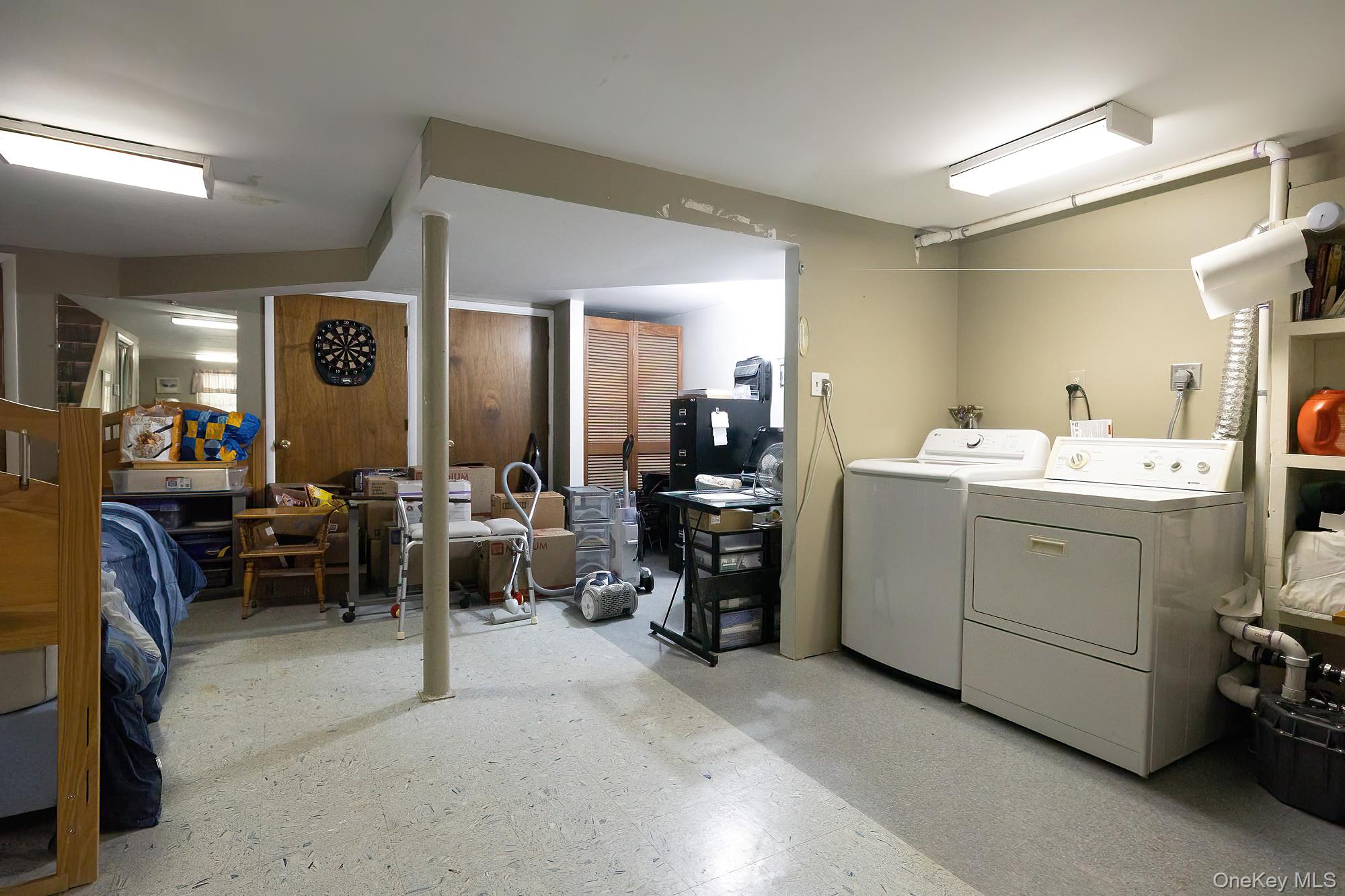 158 Rolling Way Property Photo 22