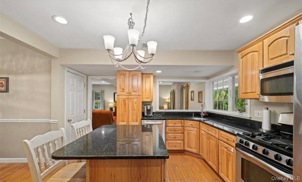 3 Seven Lakes Drive Property Photo 2