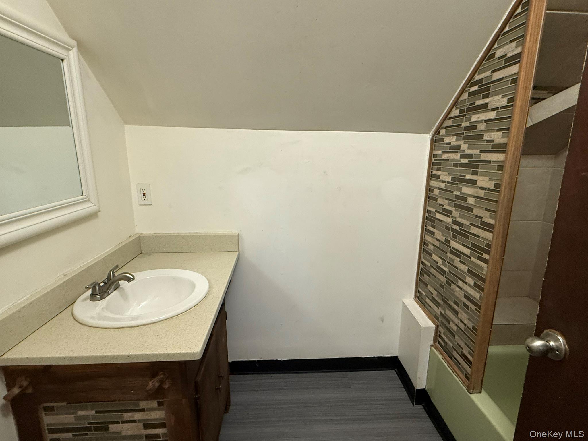 8 Fox Terrace Property Photo 20