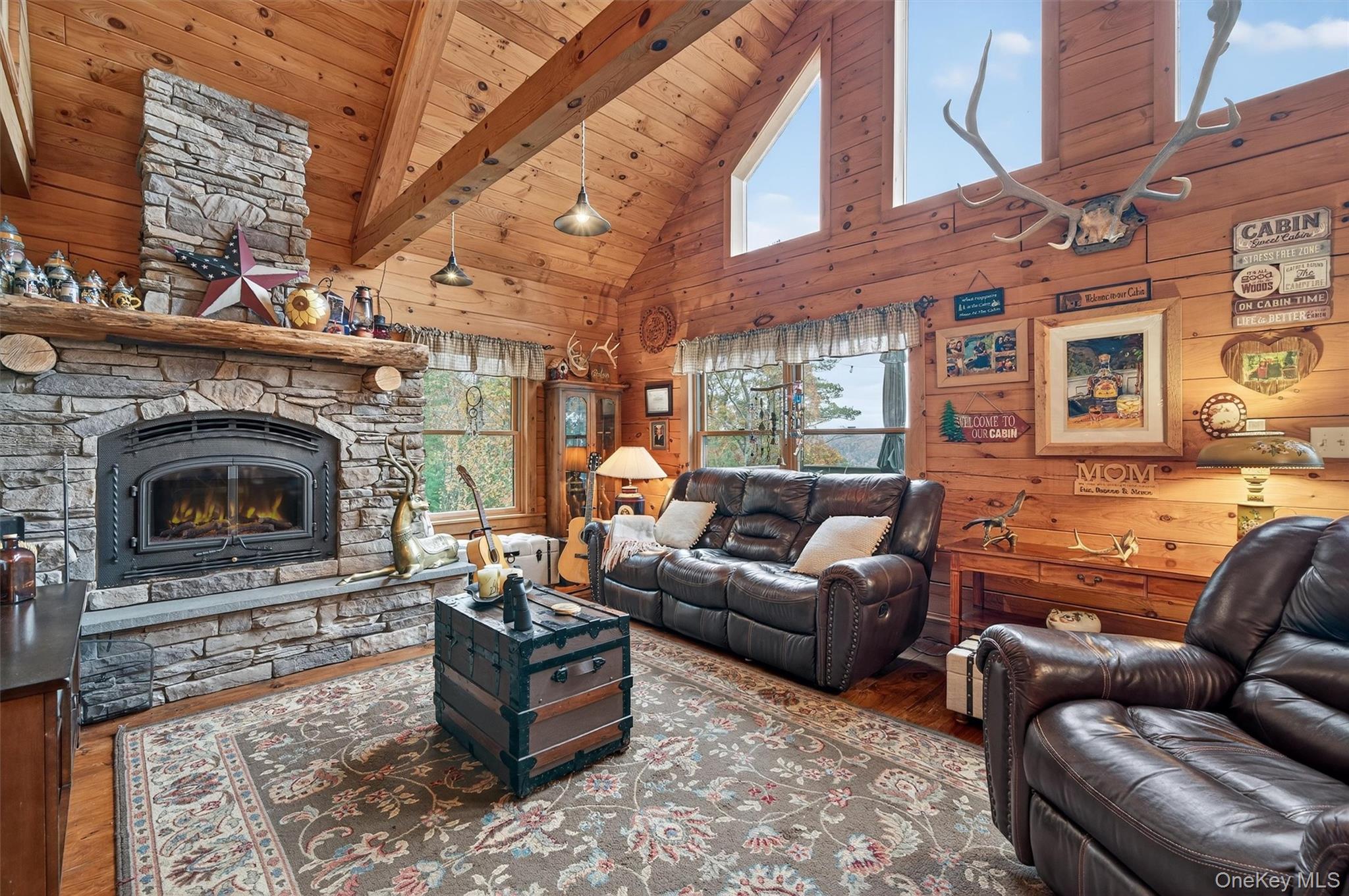 129 Hallock Road Property Photo 2