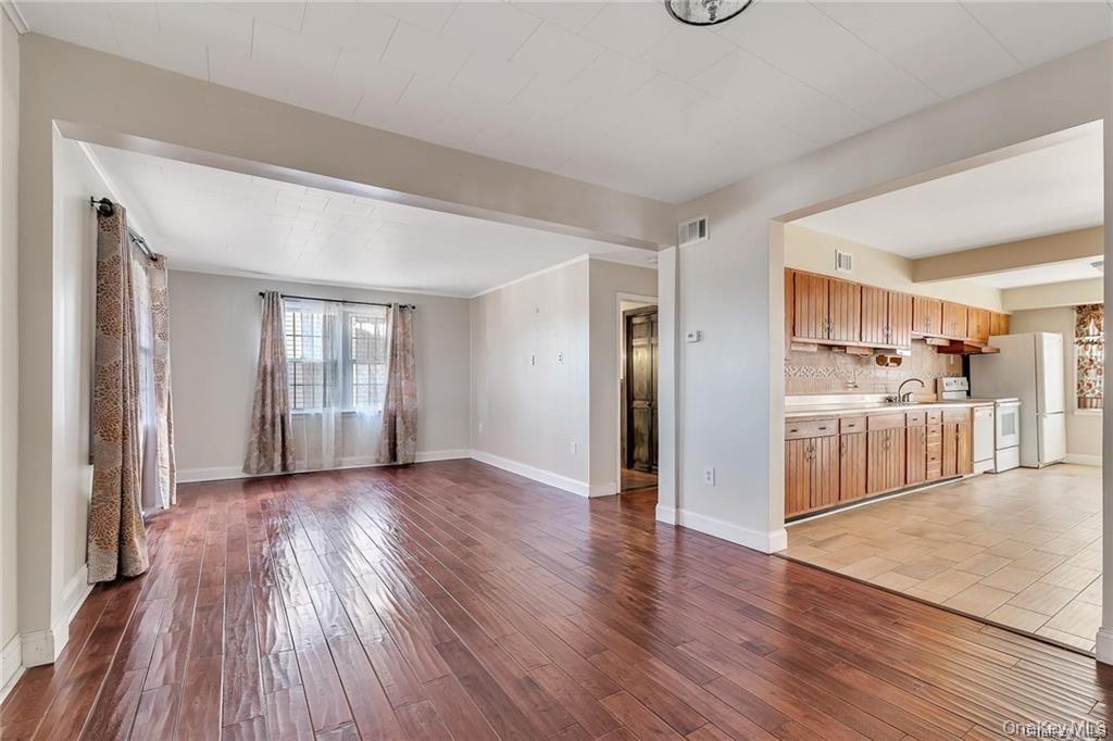 55 West Street Property Photo 7