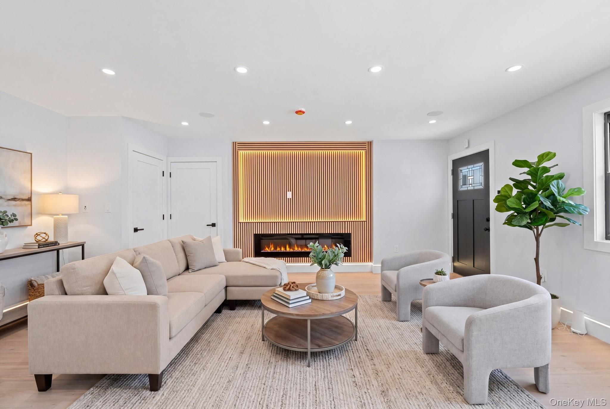 16701 116th Avenue Property Photo 4