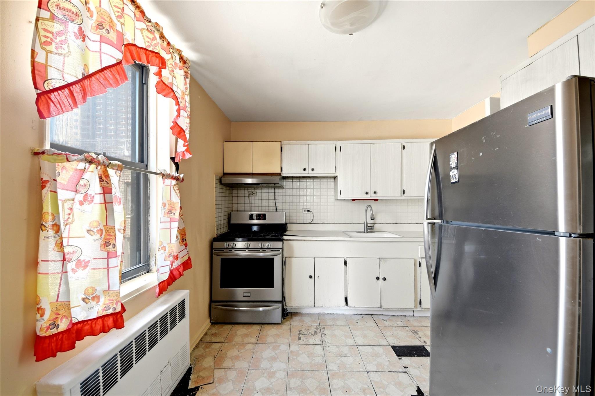 3531 Bronxwood 6k Property Photo 6