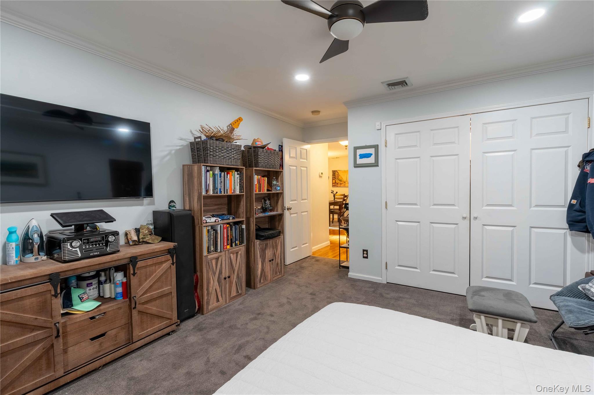 671 Tabor Place Property Photo 18