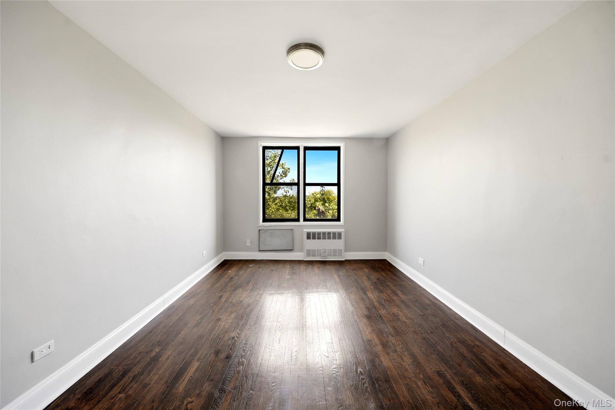 3531 Bronxwood 5f Property Photo 7