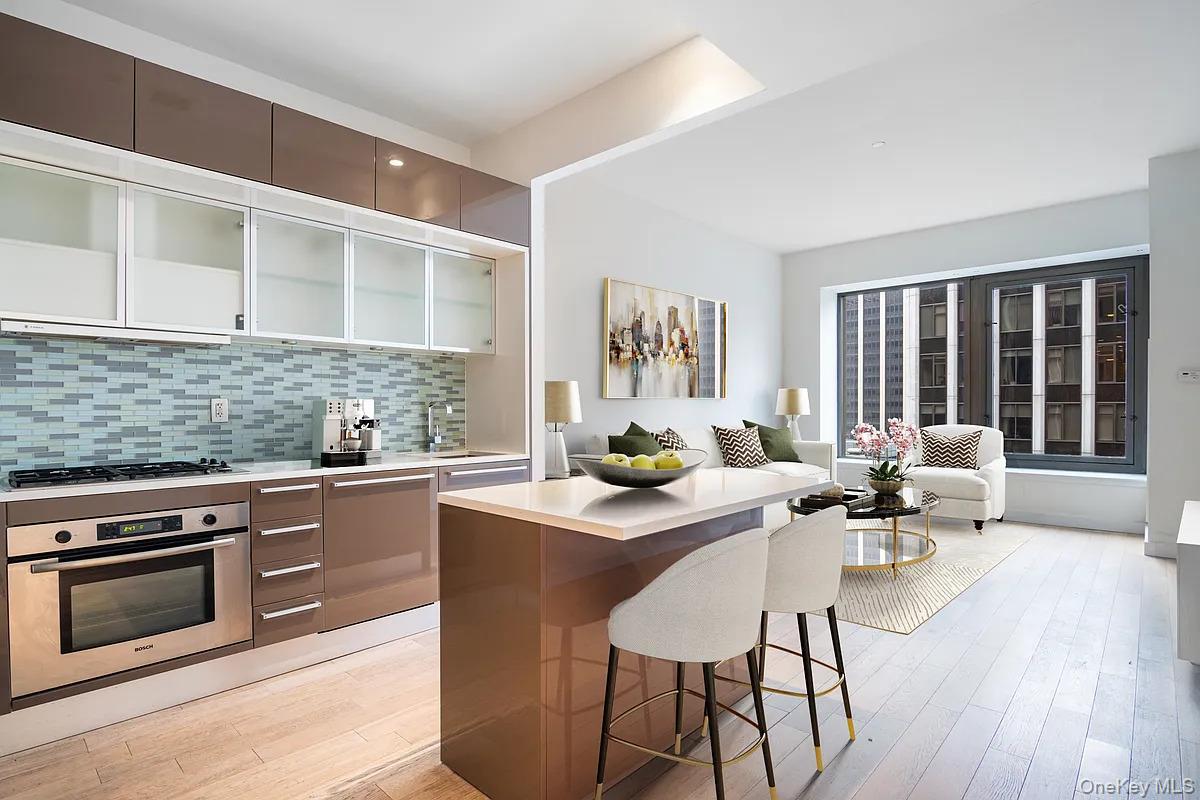 75 Wall Street 24D Property Photo 1