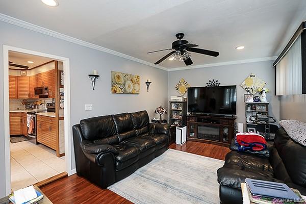 56 Haven Lane Property Photo 5