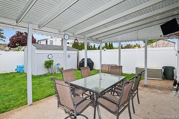 56 Haven Lane Property Photo 15