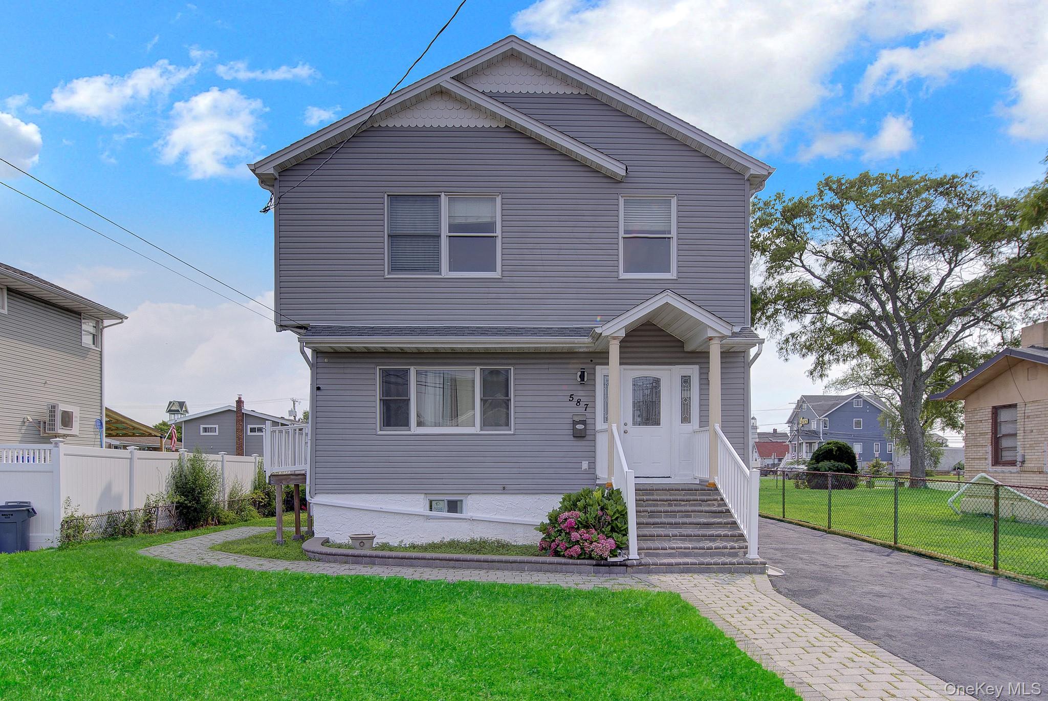 587 Miller Avenue Property Photo 1