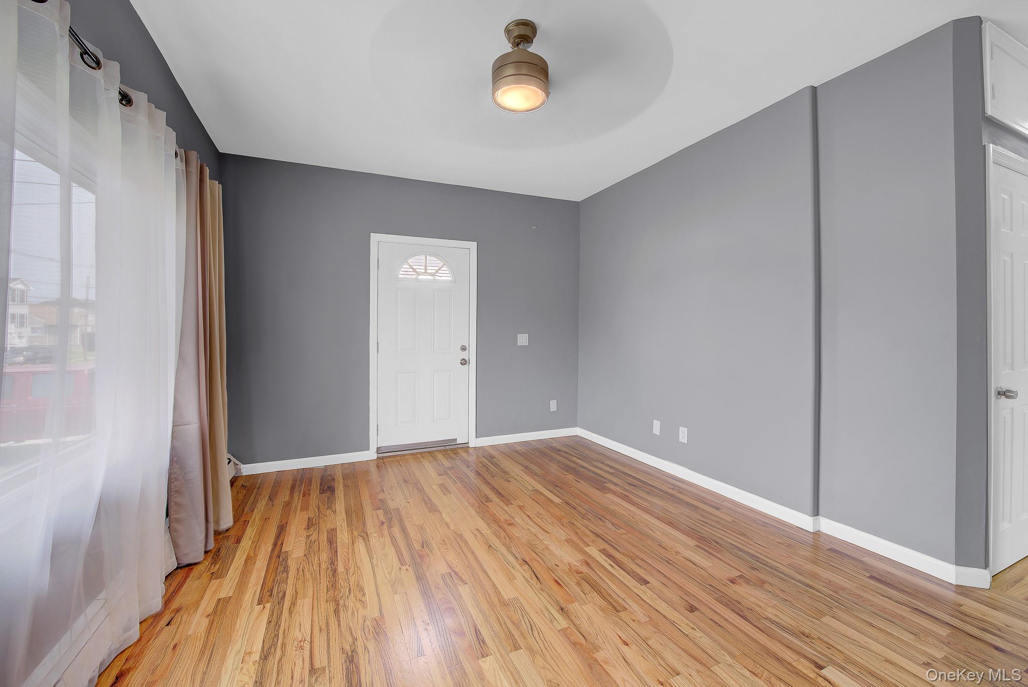 587 Miller Avenue Property Photo 4