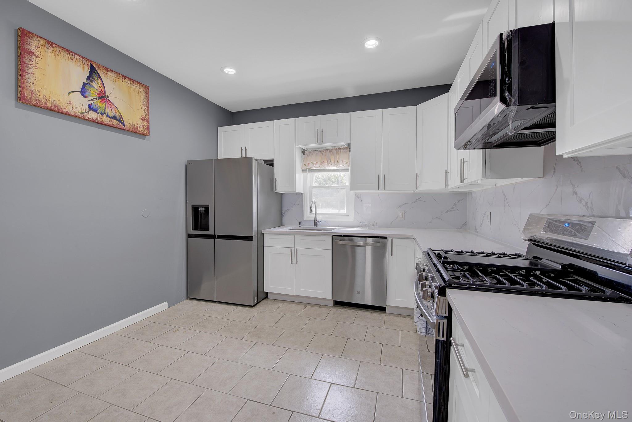 587 Miller Avenue Property Photo 7