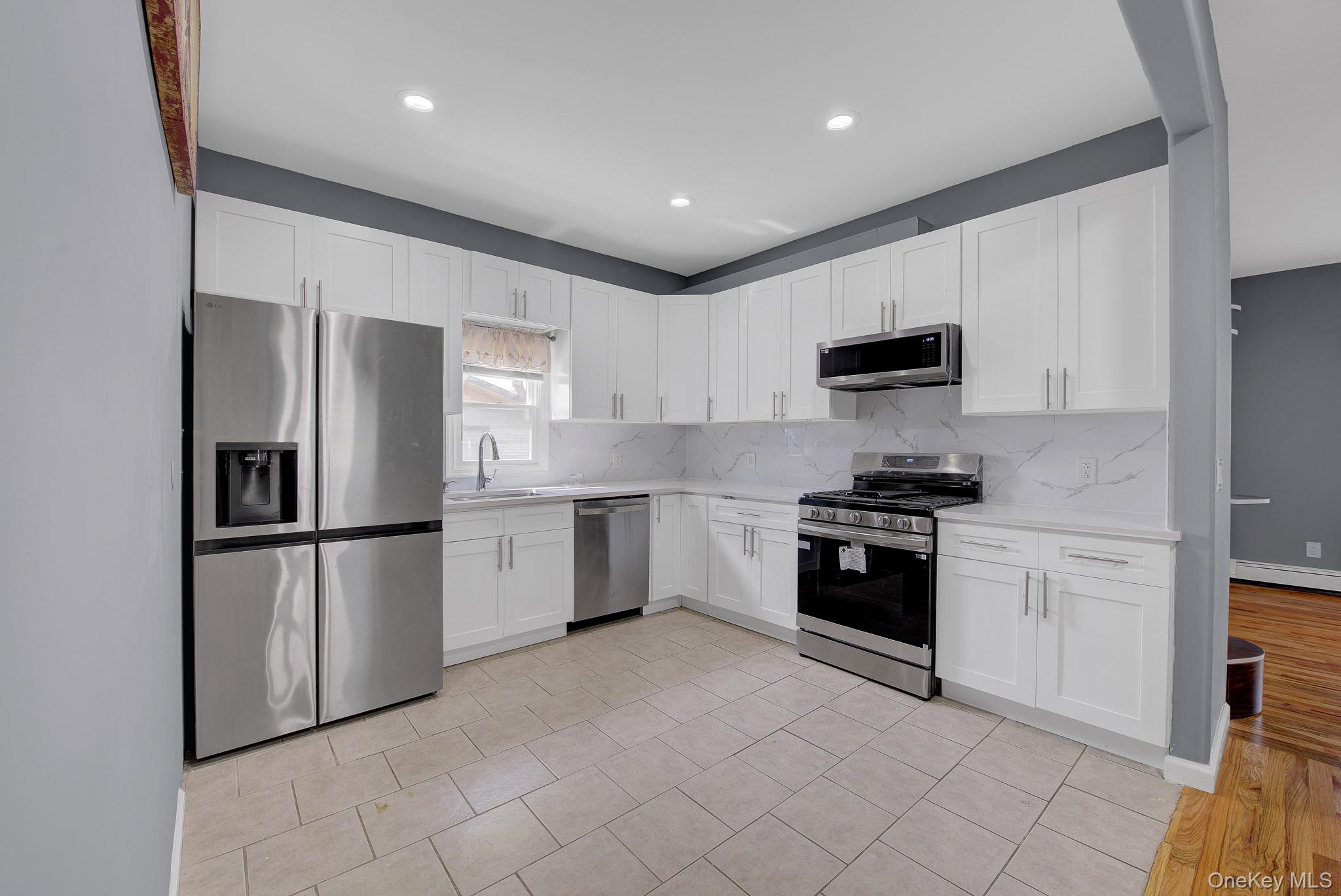 587 Miller Avenue Property Photo 8