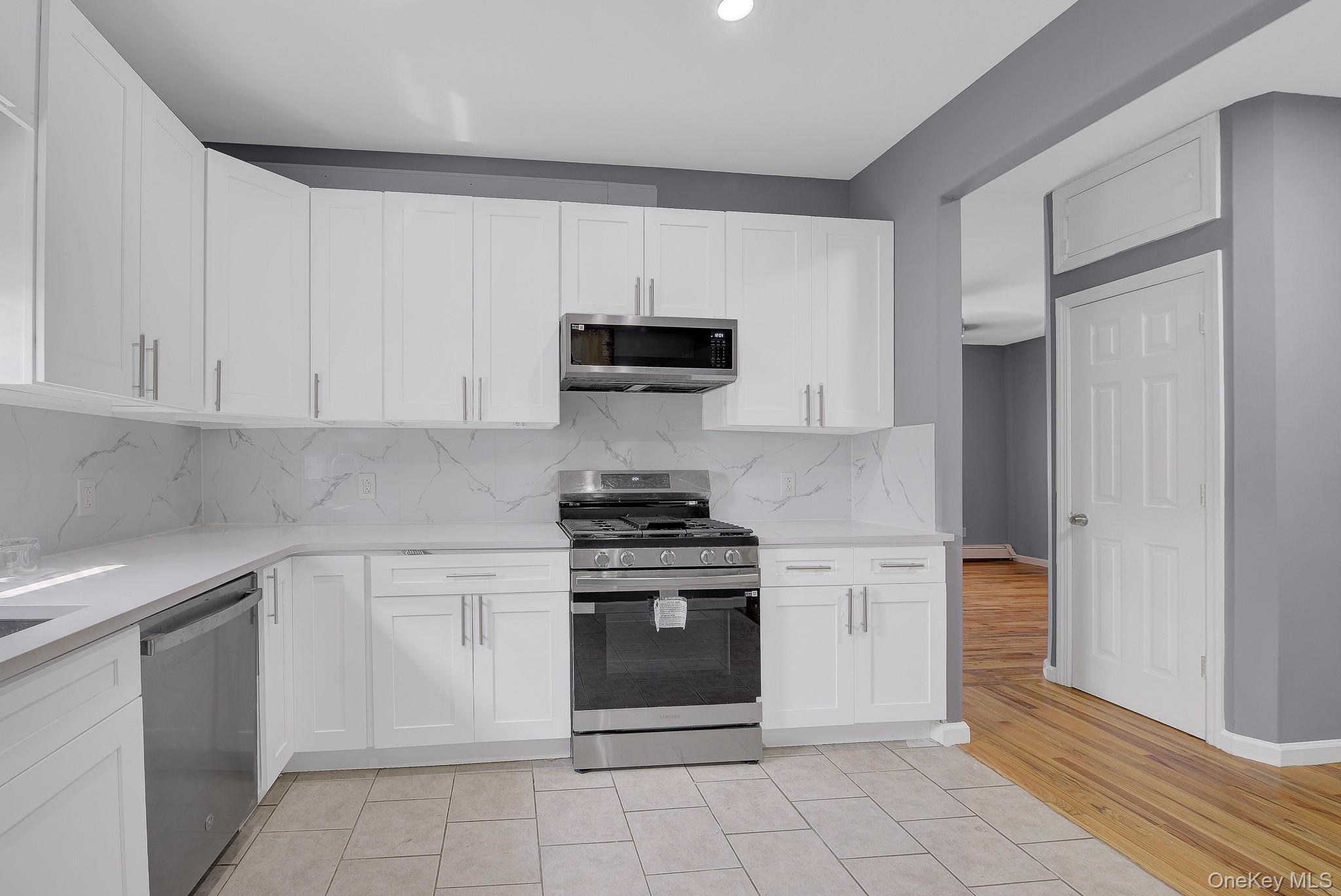 587 Miller Avenue Property Photo 9