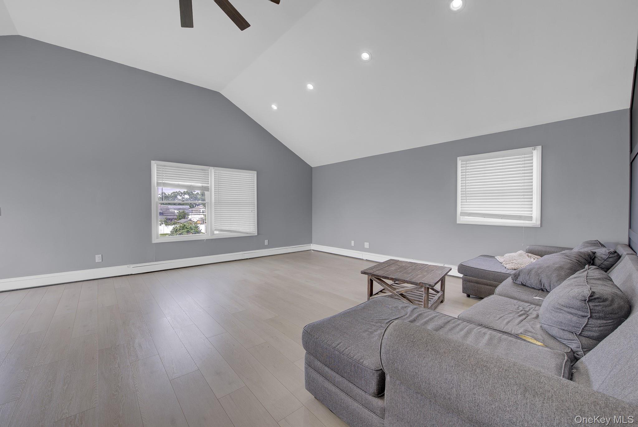 587 Miller Avenue Property Photo 17