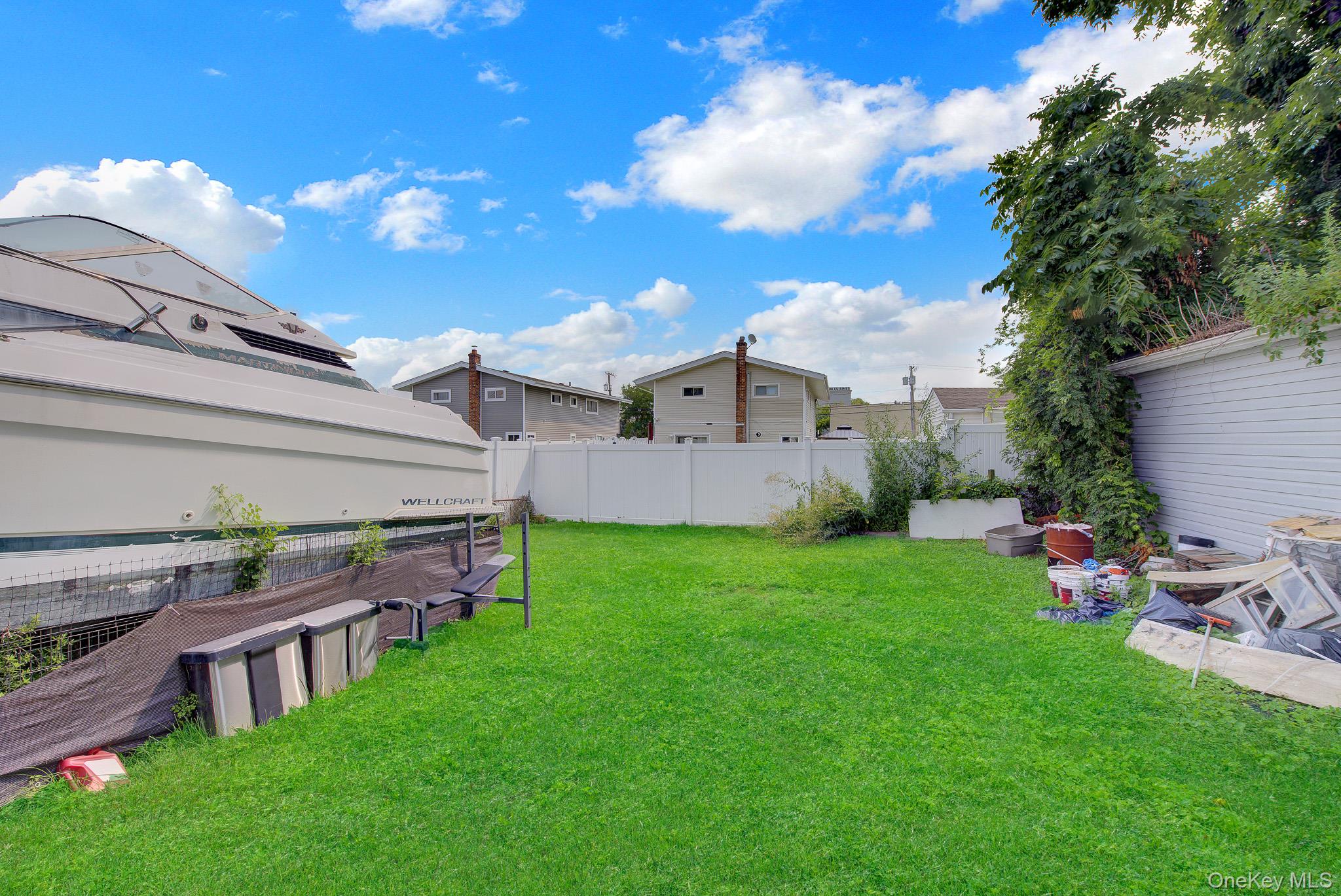 587 Miller Avenue Property Photo 30