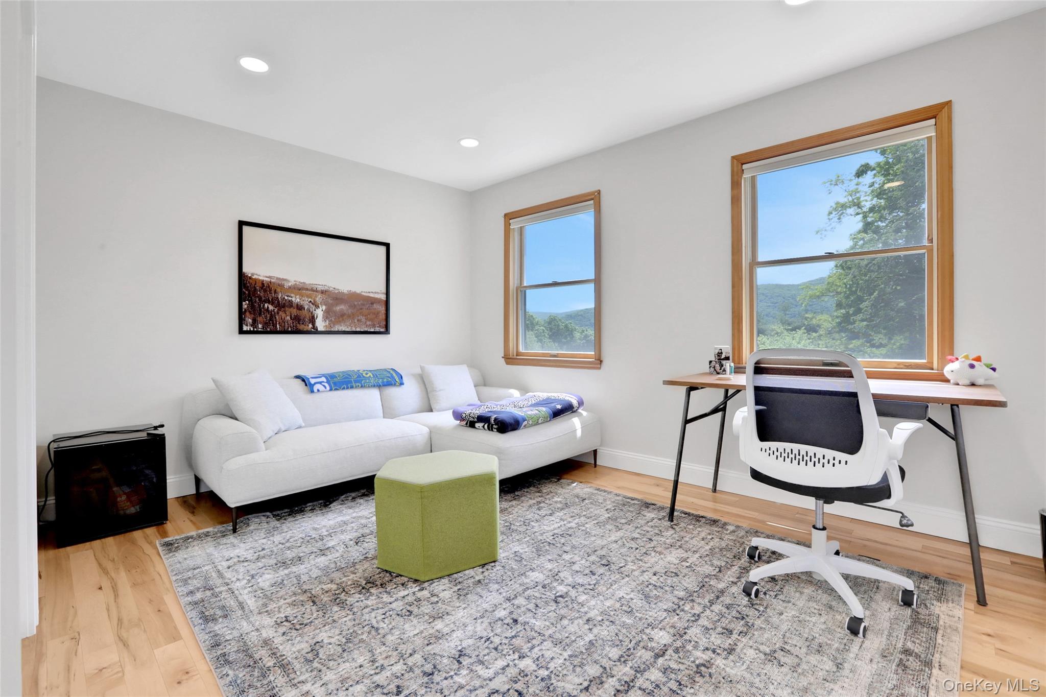 8 White Pine Lane Property Photo 10