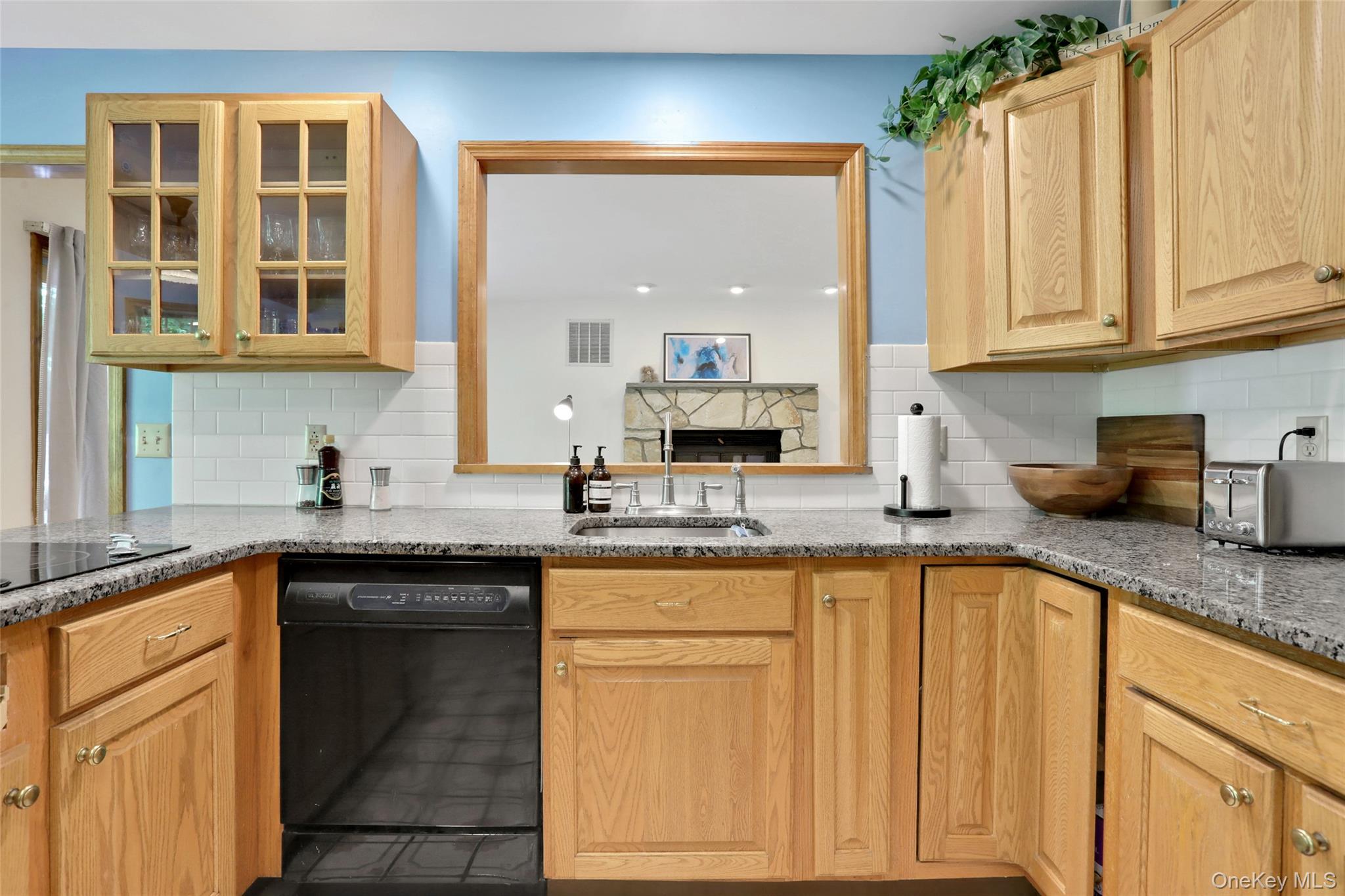 8 White Pine Lane Property Photo 17