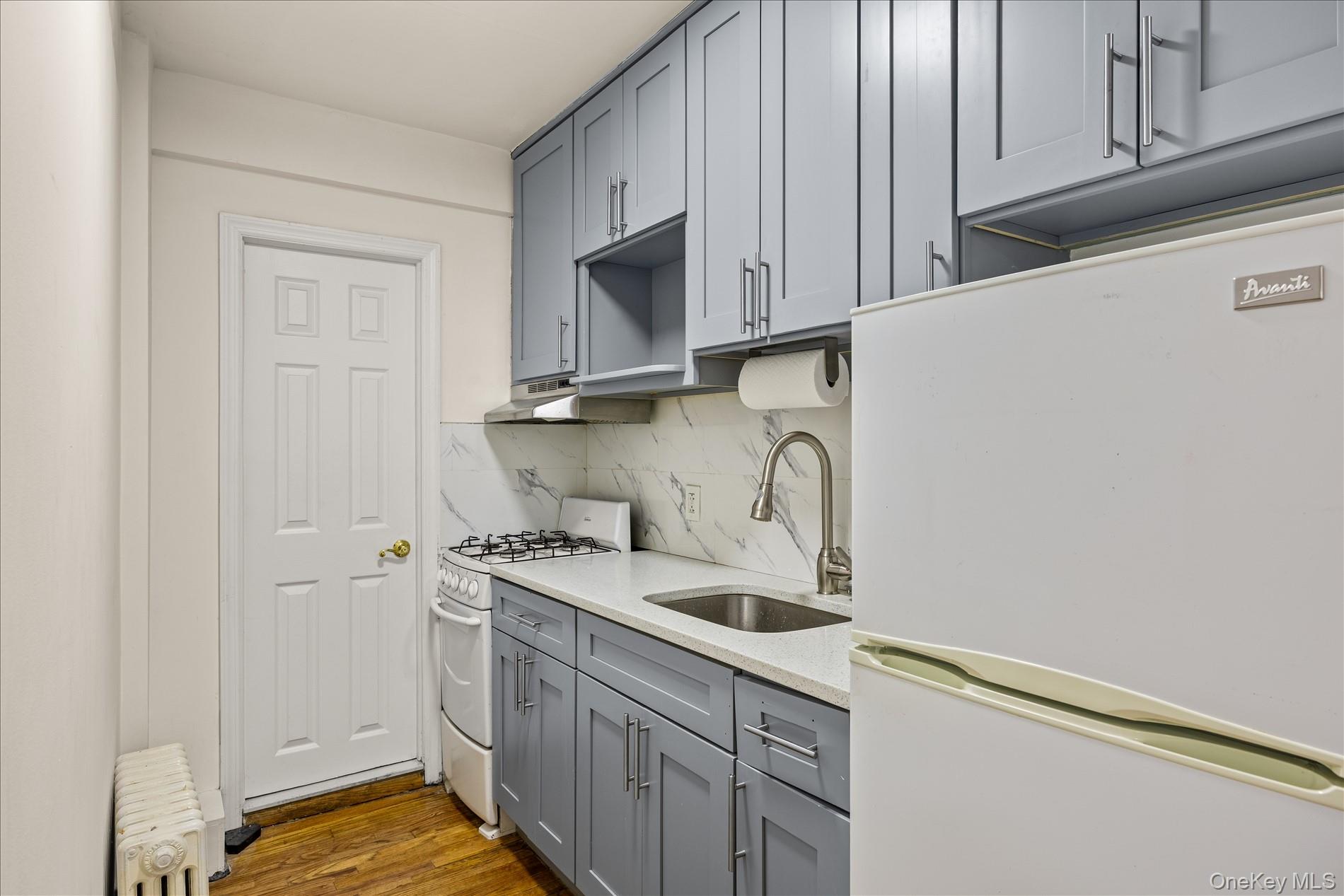 2067 32nd Street Property Photo 8