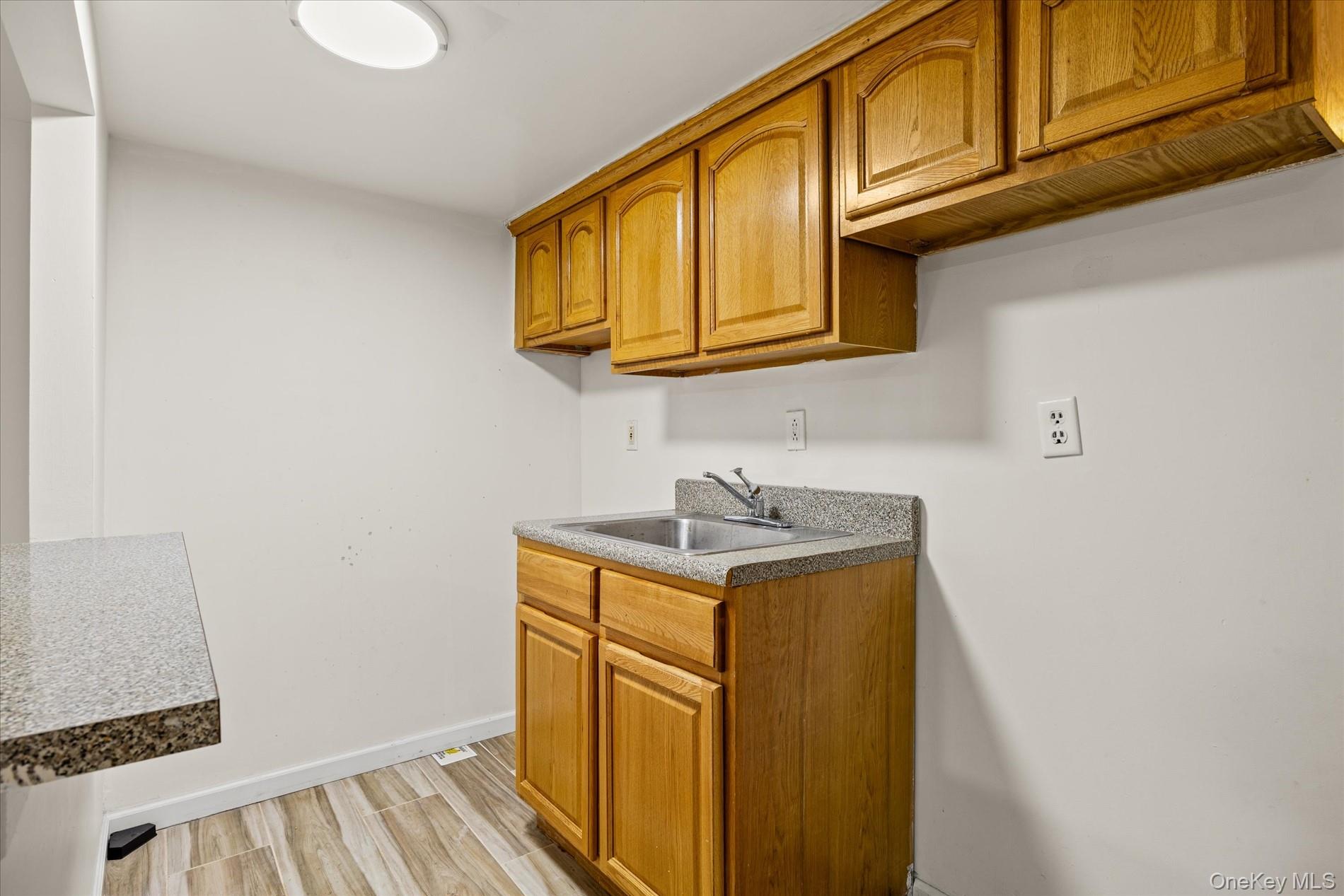 2067 32nd Street Property Photo 18