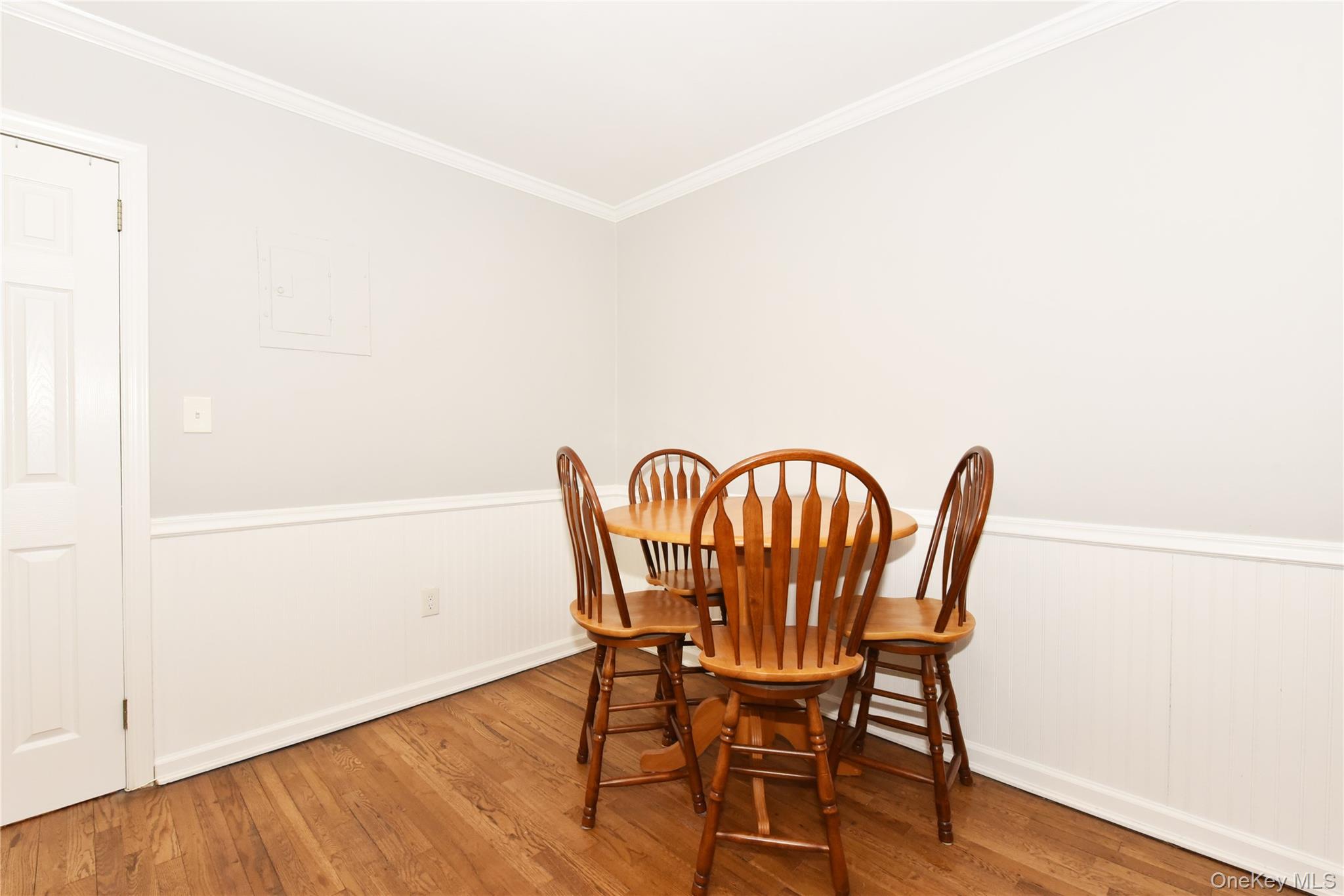 370 W Broadway 4y Property Photo 12