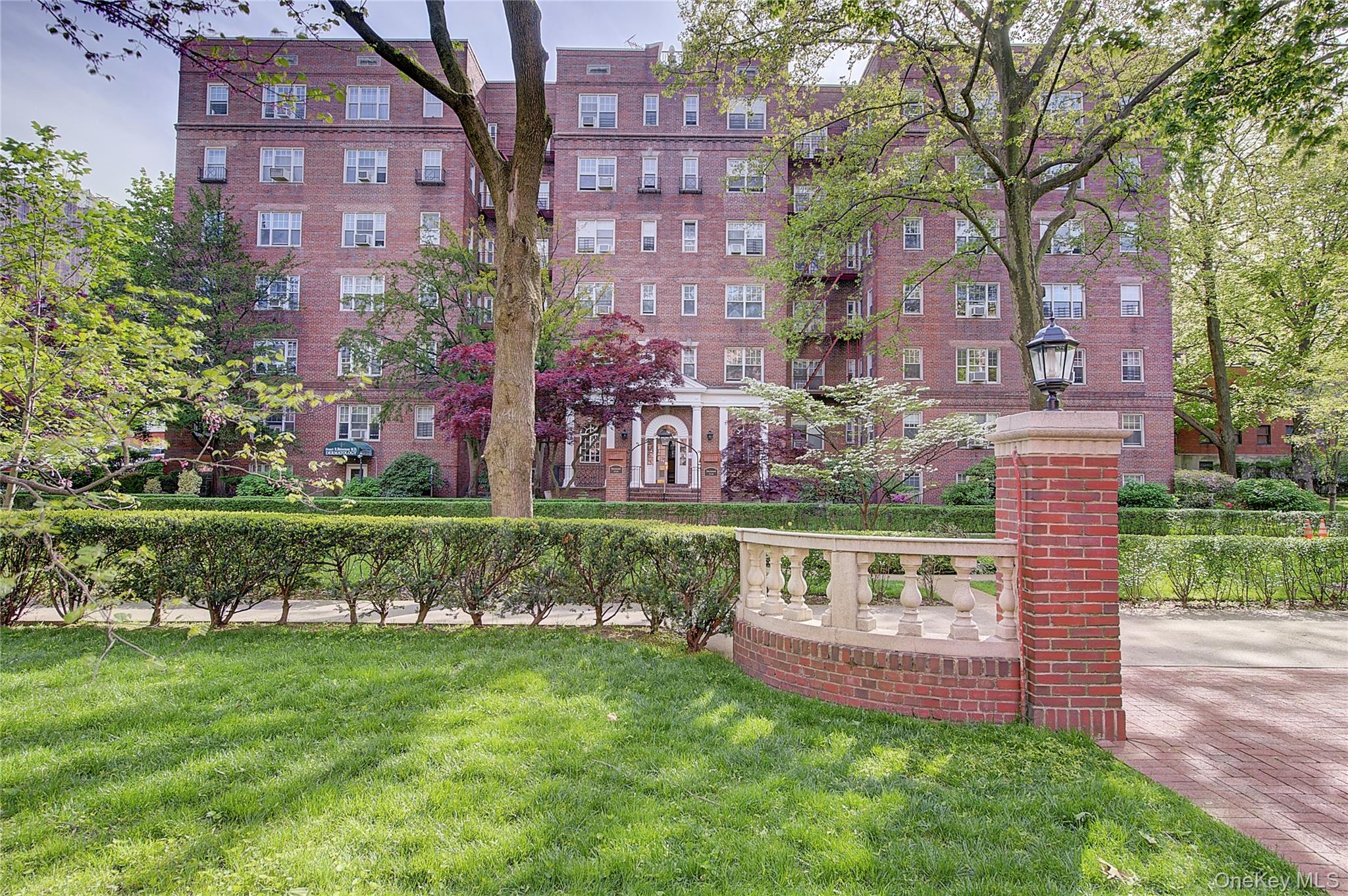 77-34 113th Street 6c Property Photo 1