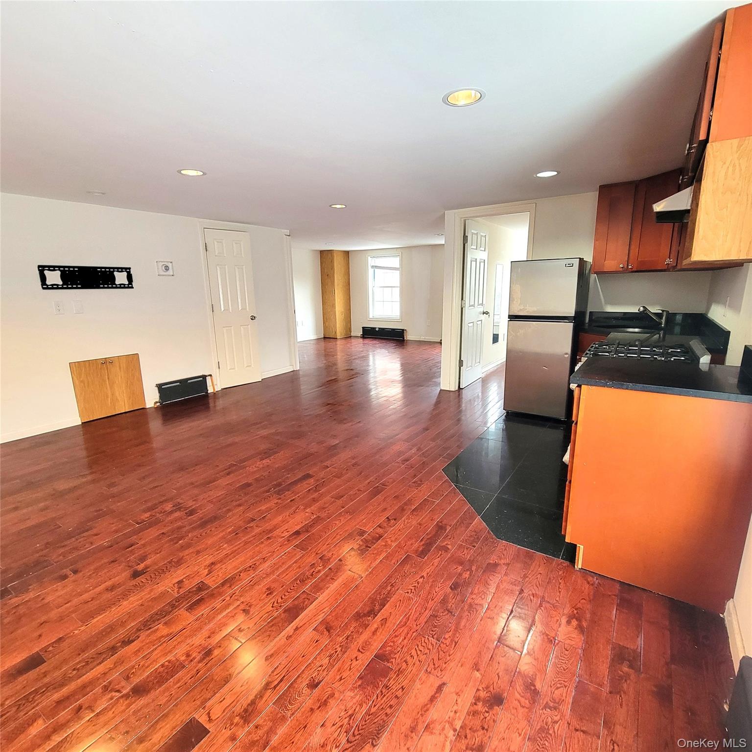 39-73 64th Street Property Photo 19