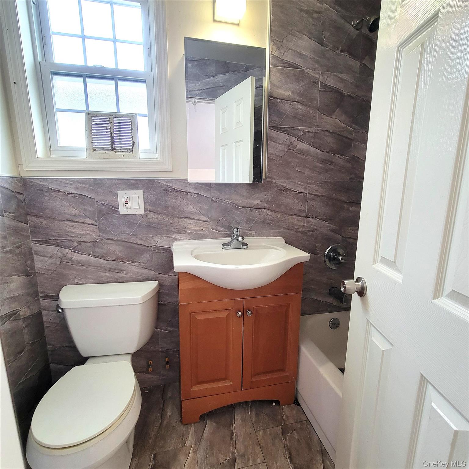 39-73 64th Street Property Photo 26