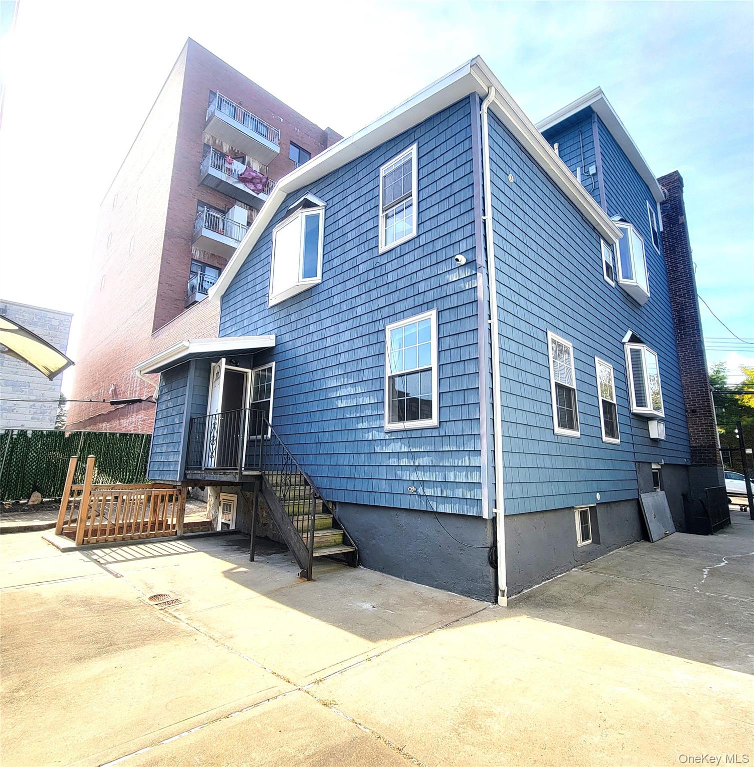 39-73 64th Street Property Photo 29