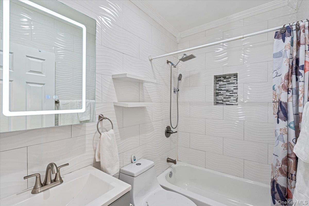 320 Marion Street Property Photo 14