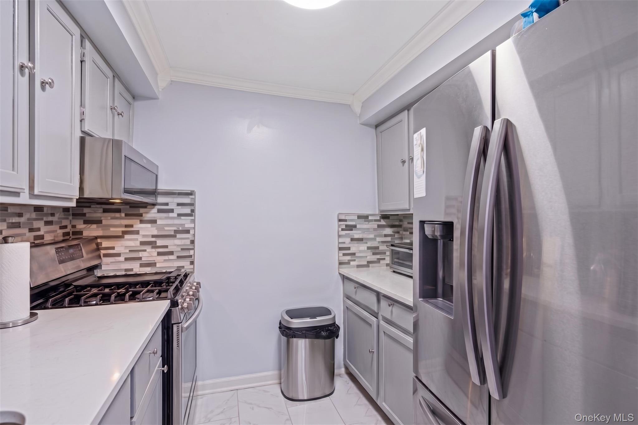 320 Marion Street Property Photo 17