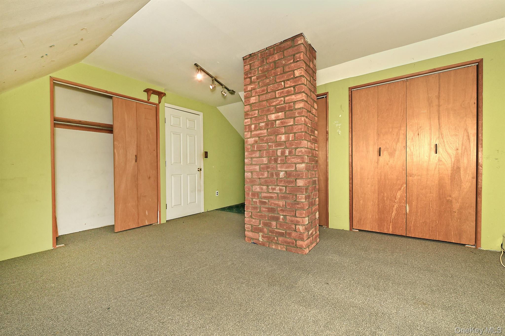 16 Springtime Lane Property Photo 18