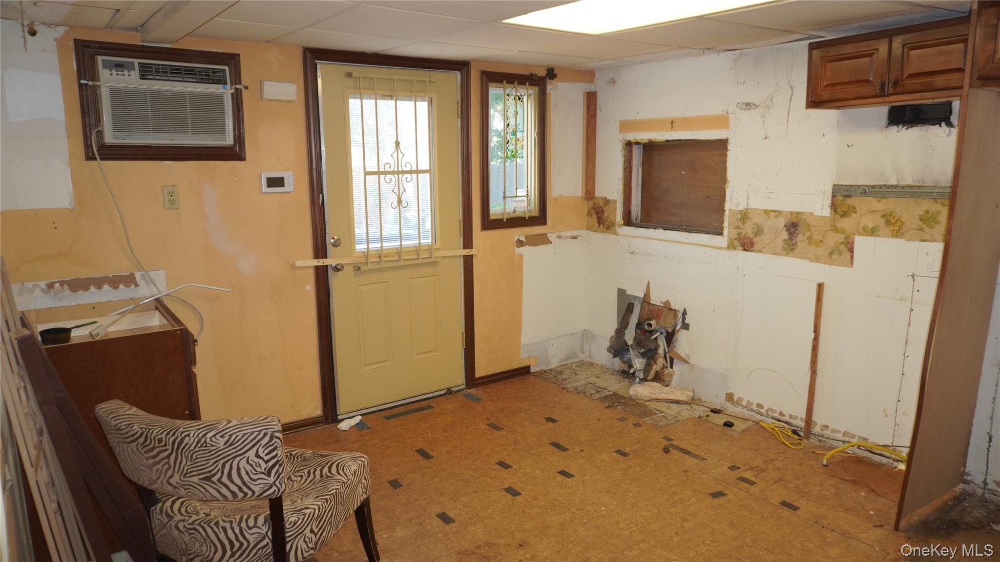 1443 Deer Park Avenue Property Photo 5