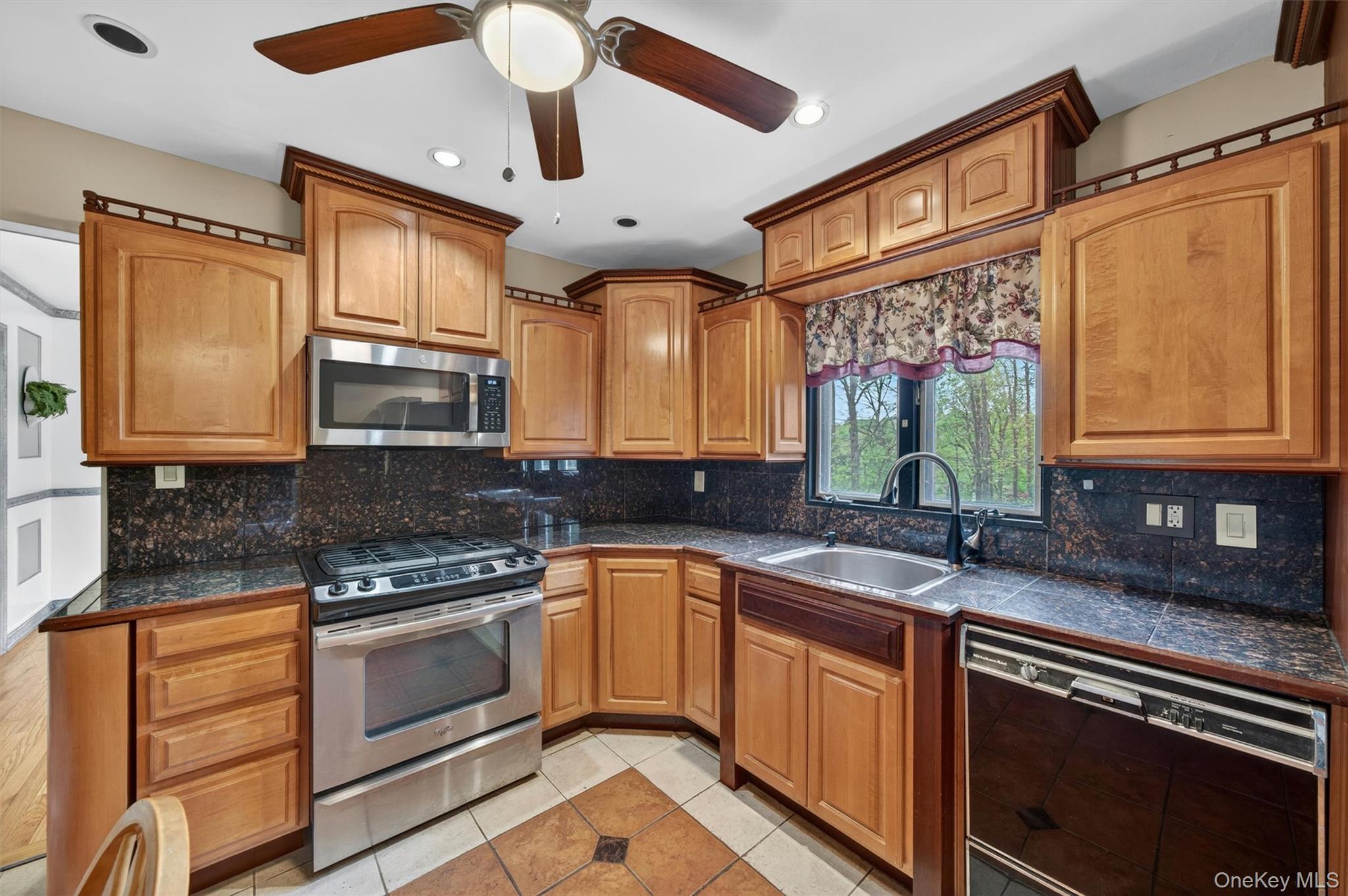 155 Pine Tree Road Property Photo 14