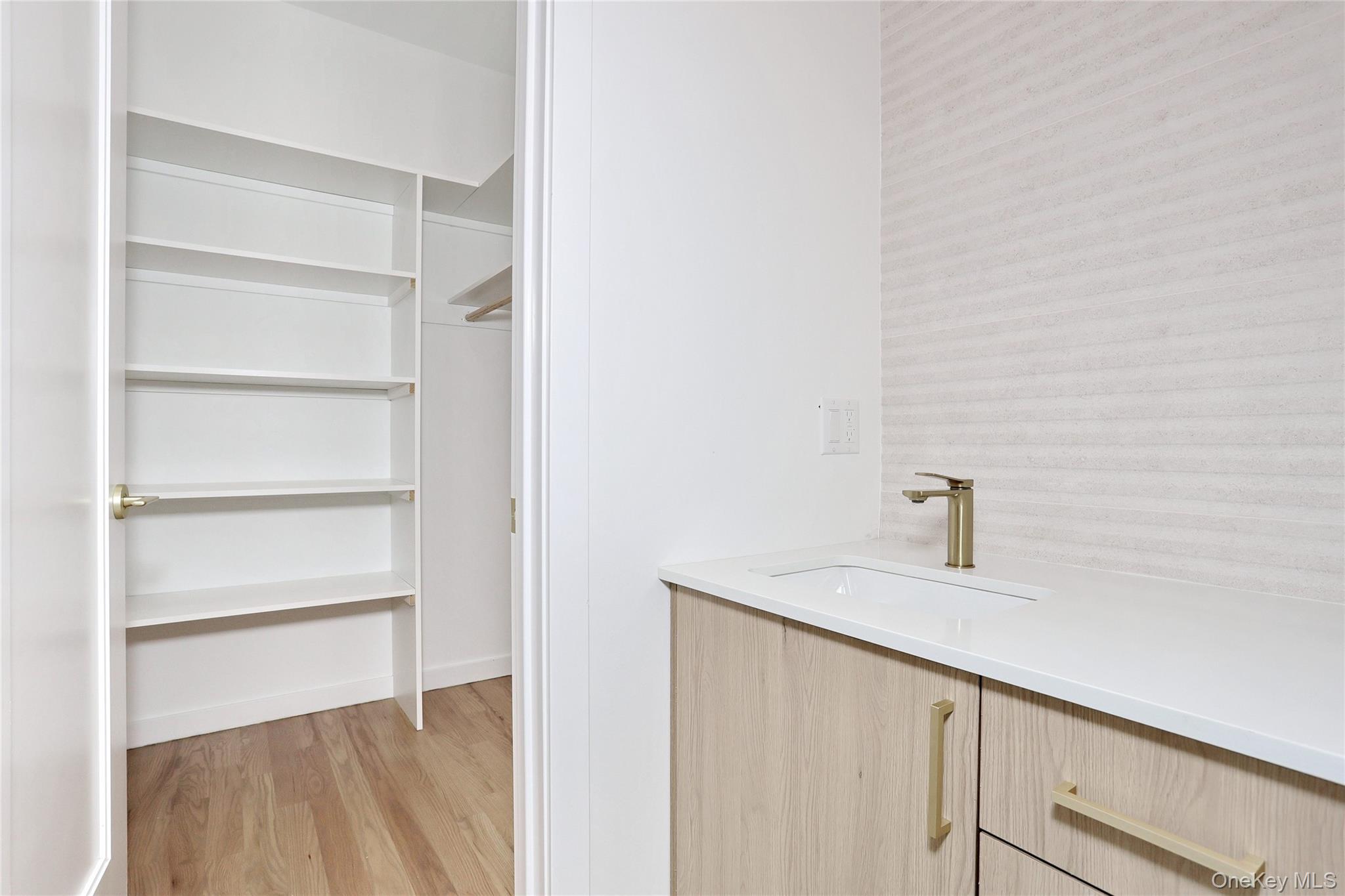 1 Hopal Lane 203 Property Photo 27